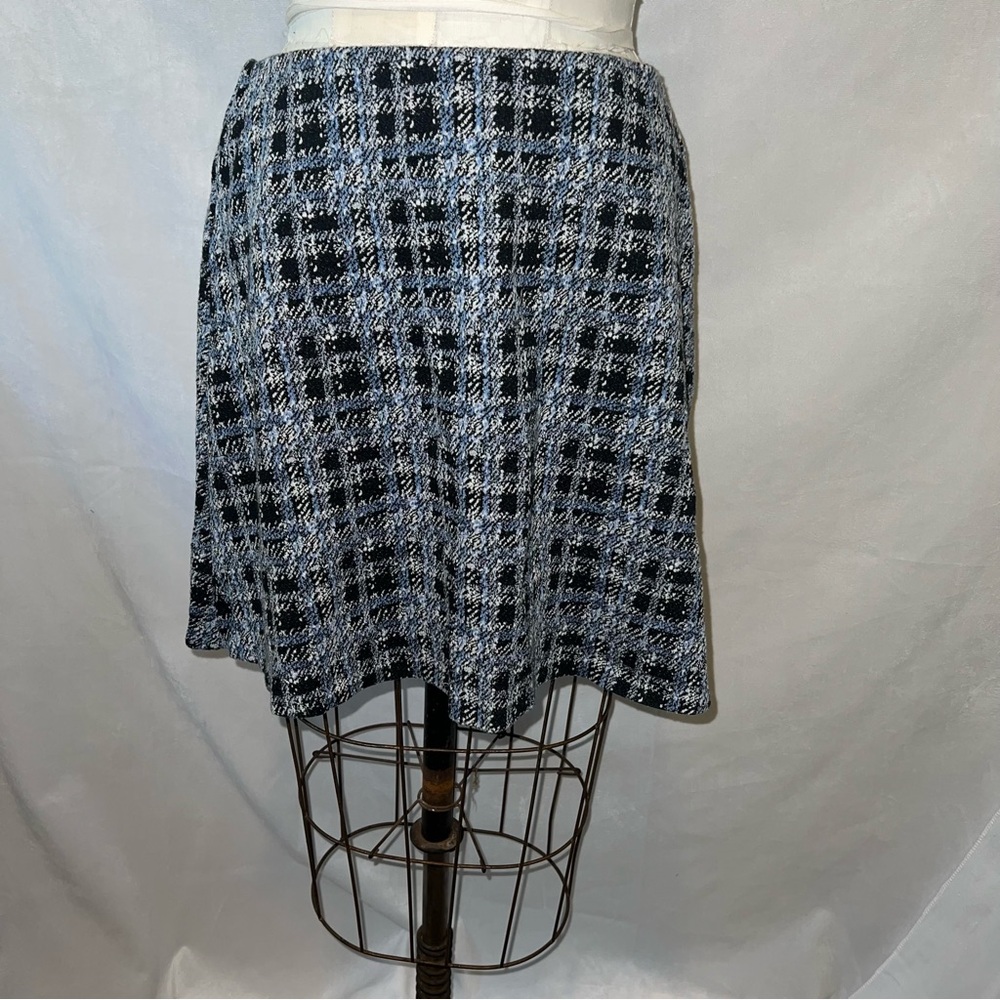 Blue and black and white plaid / tweed style mini skirt